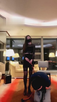 【仙女殿下】黑丝女王鞭打间谍 G-210802-11 套路资料库 第3张