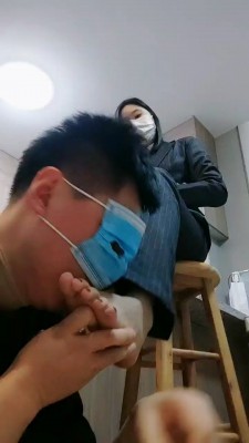 【御神】开发银行女职员-脚喂酸奶【双视角版】 bf24557 套路资料库 第10张