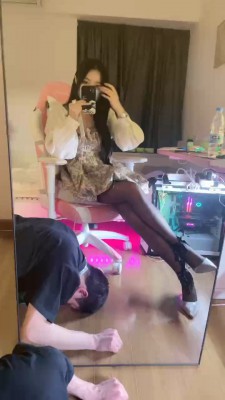 【奈奈生】绿帽男友甘愿跪下为奴 bf24992_HD绳艺资源网