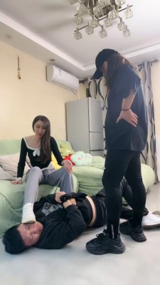 【倪梵S】真实母女首调狗/捆绑踩虐打闻袜 bf25189 套路资料库 第2张