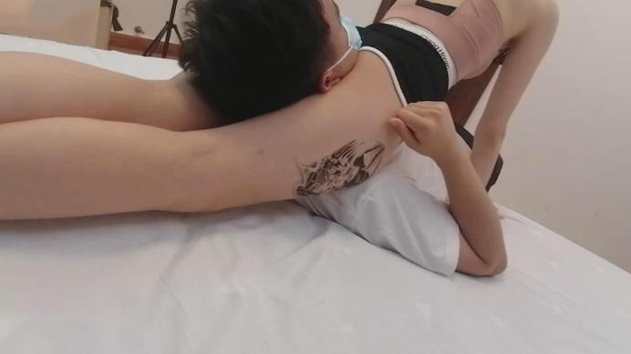 【婉儿原创】绞晕暴虐相亲对象 婉儿腿绞窒息虐爆自大装B的相亲对象 网友原创 第4张